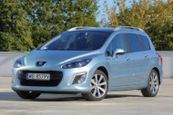 Peugeot 308 SW ma w nowym zderzaku światła LED do jazdy dziennej. Fot. Moto.wieszjak.pl Peugeot 308 SW ma w nowym zderzaku światła LED do jazdy dziennej. Fot. Moto.wieszjak.pl