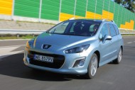 Peugeot 308 SW e-HDI od 0 do 100 km/h przyspiesza w 11,9 sekundy. Fot. Moto.wieszjak.pl Peugeot 308 SW e-HDI od 0 do 100 km/h przyspiesza w 11,9 sekundy. Fot. Moto.wieszjak.pl