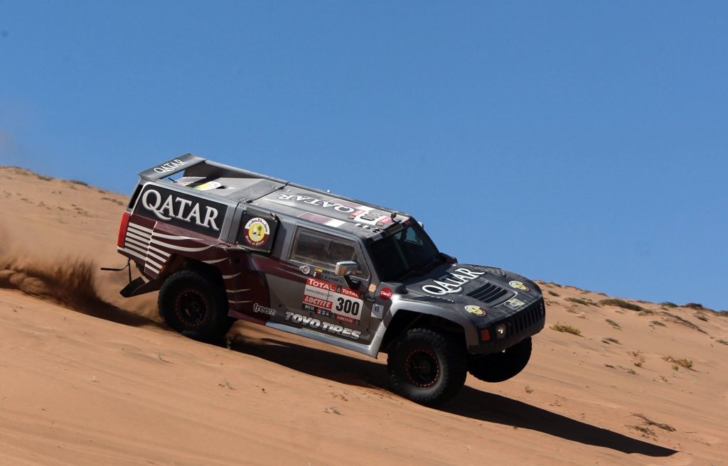 7 etap należał do Hummerów. Na zdjeciu maszyna Katarczyka, Nassera Al-Attiyaha.