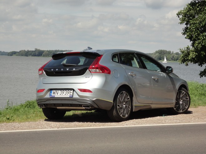 Volvo V40 - tył